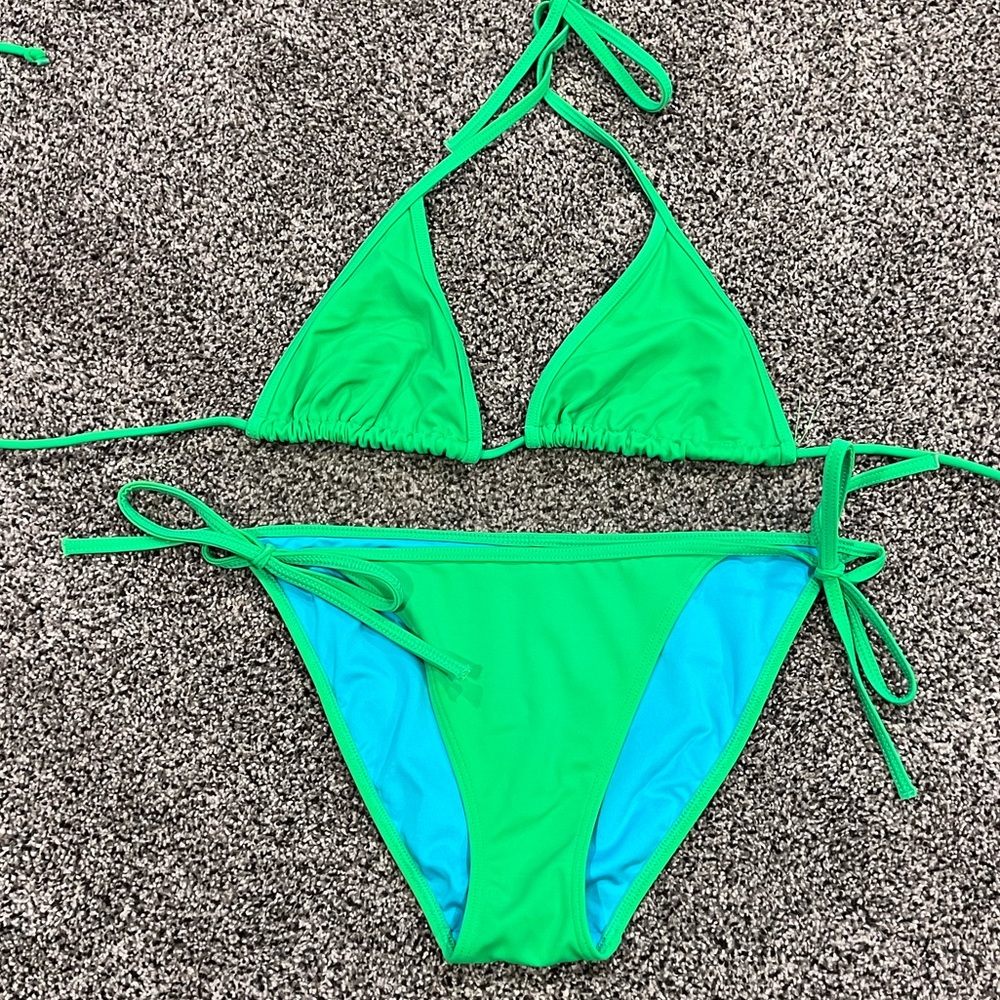 *NWOT* VS BIKINI